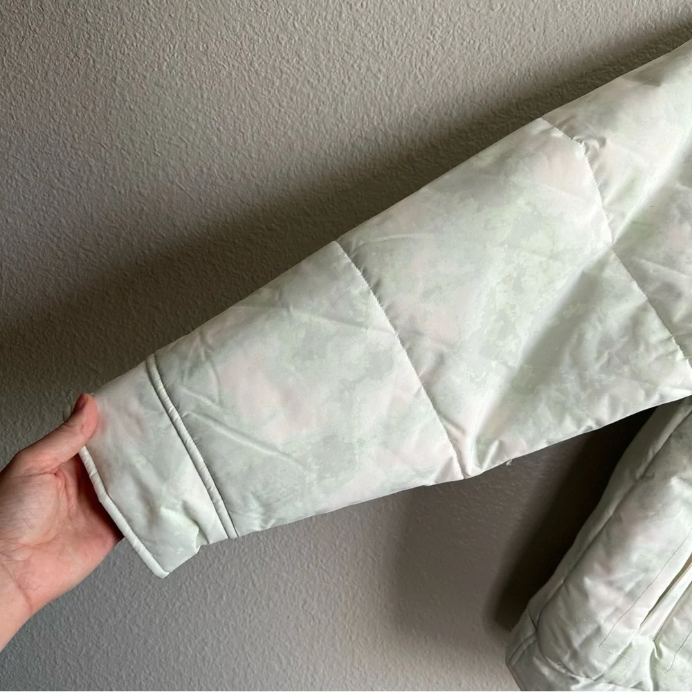 NWT Free People Movement Bunny Slope Printed Puffer Mountain Mist Mint Large - Picture 4 of 13